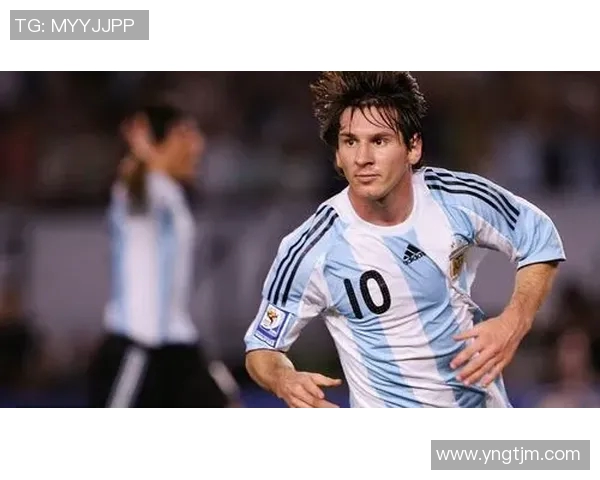 足球明星大哥是谁揭秘他在球场上的风采与成就图片展示